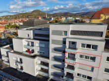 Aussenansicht 3-Zimmer Wohnung mit Tiefgaragenstellplatz und Balkon