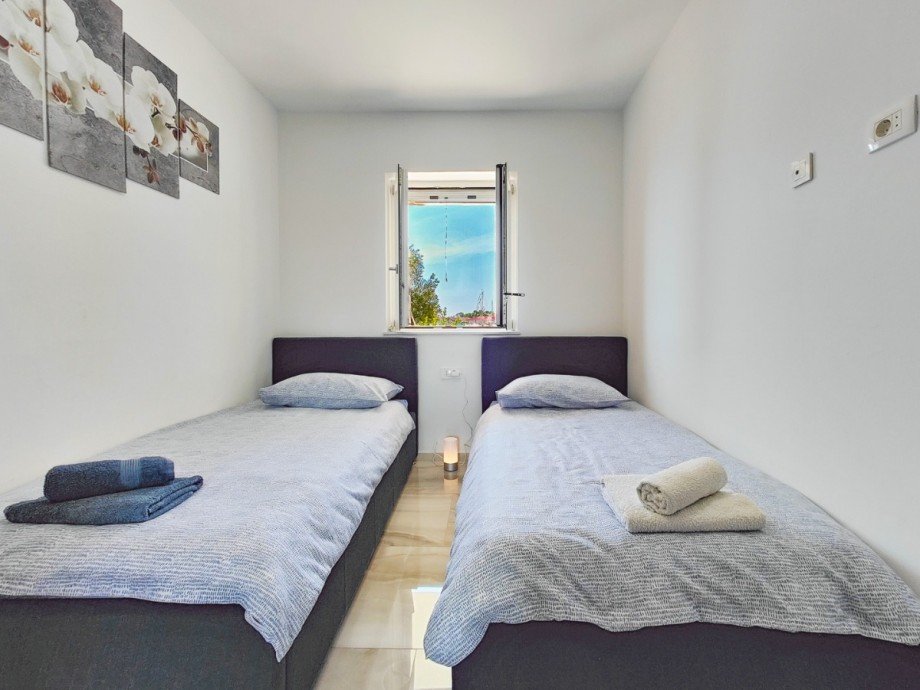 Schlafzimmer 2 Erdgeschosswohnung Nerezine