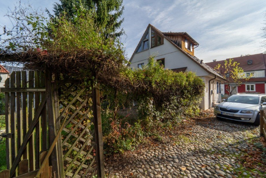 Bild... Doppelhaush�lfte Reutlingen