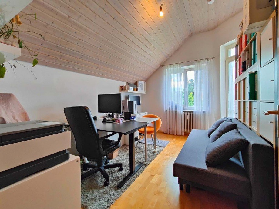 Kinderzimmer / B�ro Dachgeschosswohnung Reutlingen