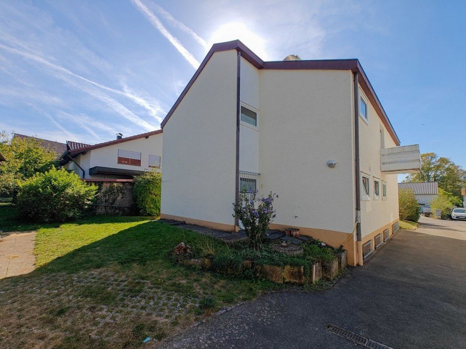 Geb�uder�ckseite Zweifamilienhaus Bempflingen
