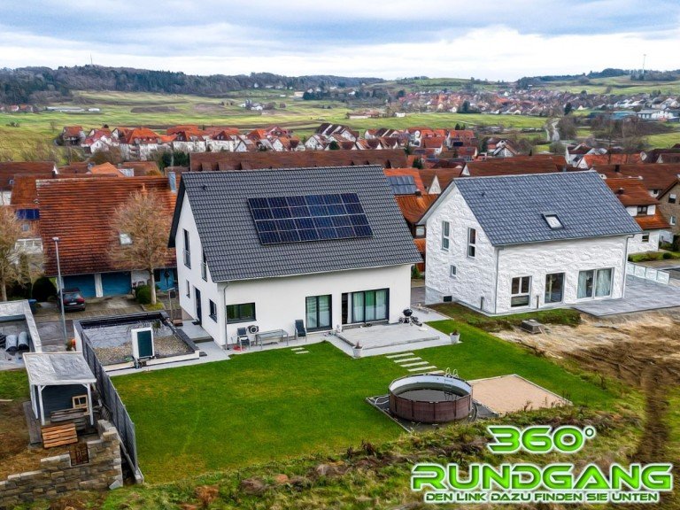 Aussenansicht M�nsingen Einfamilienhaus Einfamilienhaus mit Einliegerwohnung, Doppelgarage und �berdachter Terrasse