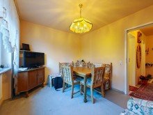 Kinderzimmer 3-Zimmer Wohnung mit Tiefgaragenstellplatz und Balkon