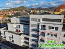 Aussenansicht 3-Zimmer Wohnung mit Tiefgaragenstellplatz und Balkon