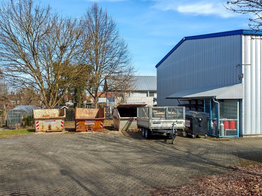 Containerstellfl�che Halle Reutlingen