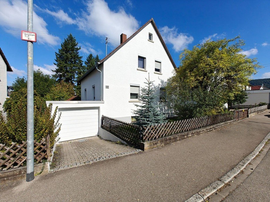 Aussenansicht Einfamilienhaus Pfullingen