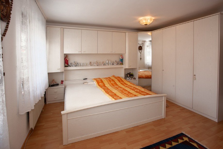 Schlafzimmer I 1.OG weitere Ansicht Reihenendhaus Reutlingen
