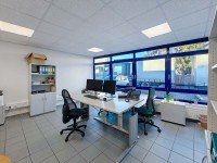 Bild (8d7935785b7b8d36ffba451d7d7d4ab2): B�rofl�che in Pliezhausen mit 4 Einzelb�ros und 8 PKW Stellpl�tzen auch einzeln anmietbar