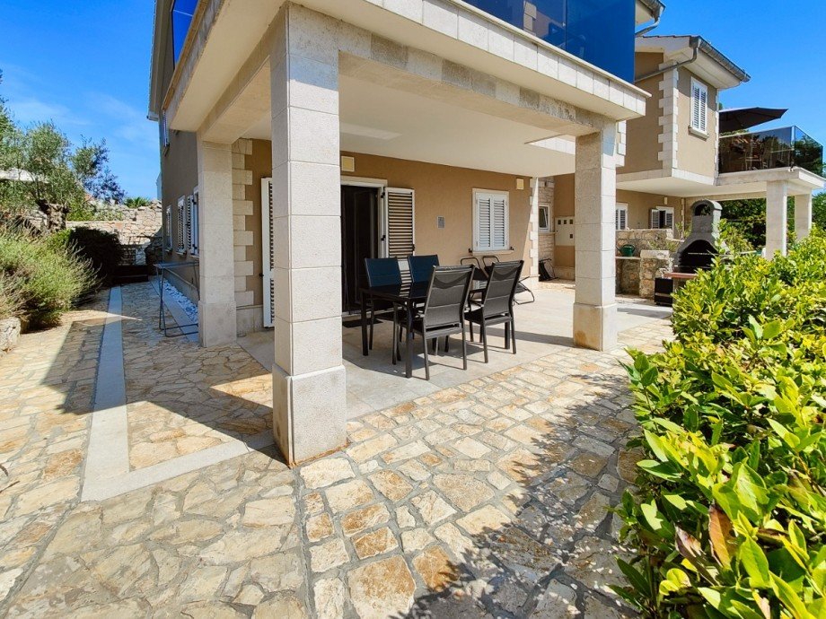Terrasse Erdgeschosswohnung Nerezine