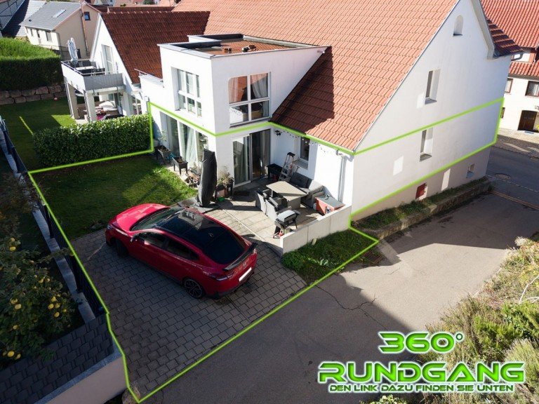 Terrasse mit Stellplatz markiert Metzingen - Glems Wohnung 2 - Zimmer Wohnung in Metzingen-Glems zu vermieten.
