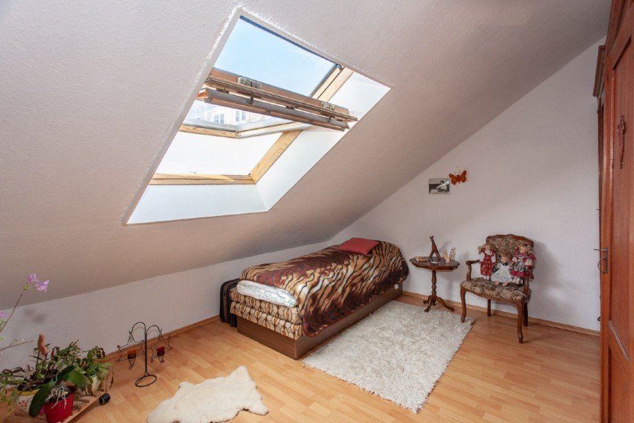 Zimmer Dachgeschoss Reihenendhaus Reutlingen