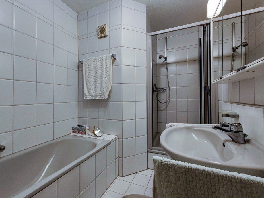 Bad Erdgeschosswohnung Wannweil