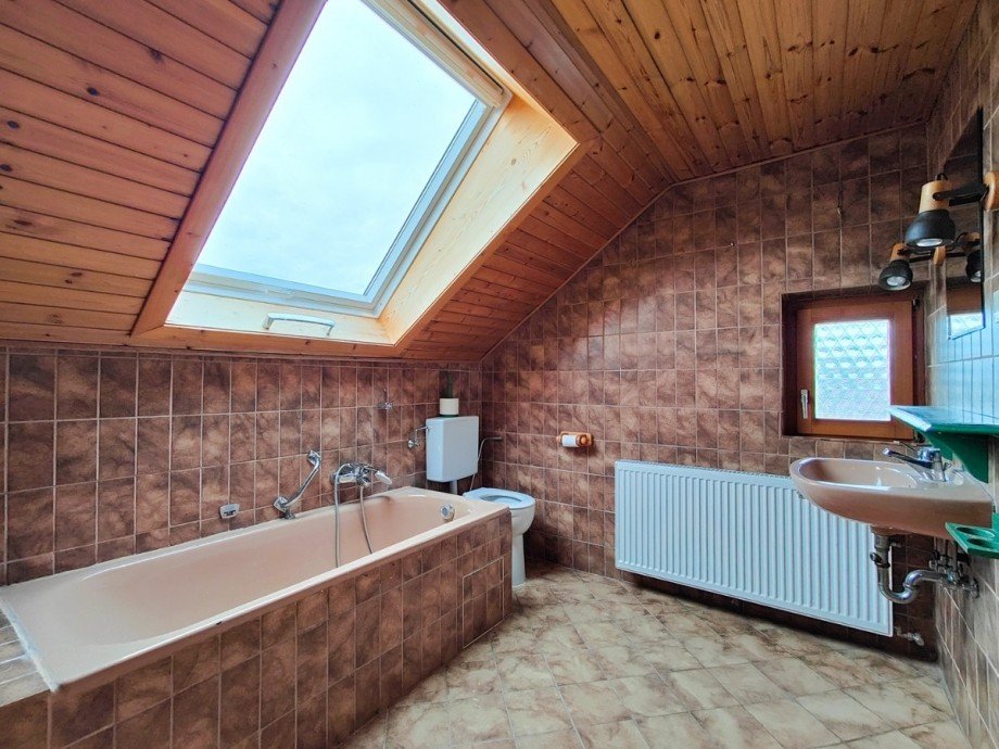 Bad Dachgeschoss Doppelhaush�lfte Pfullingen