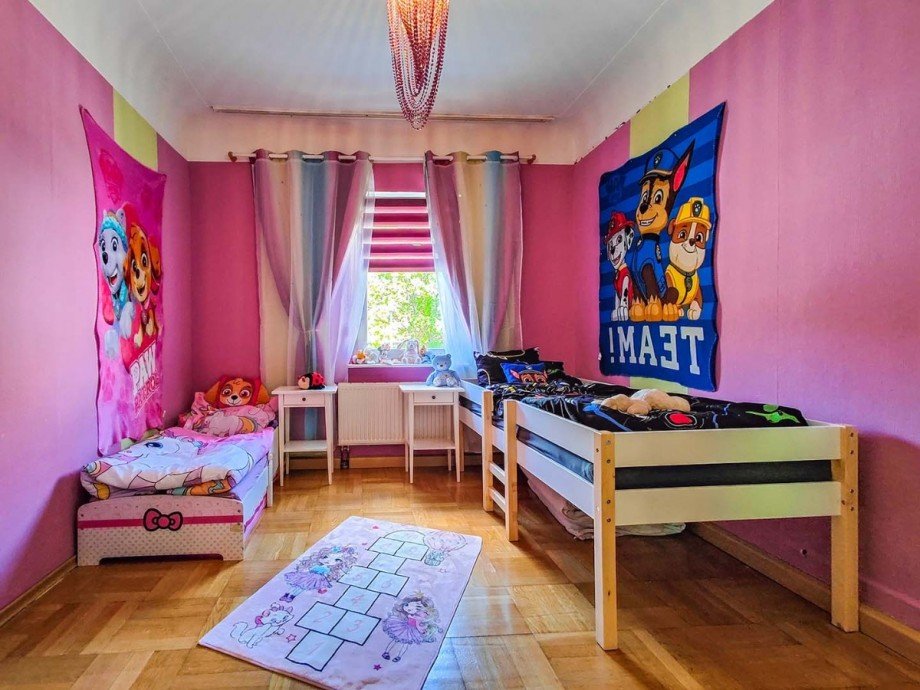 Kinderzimmer Erdgeschoss Mehrfamilienhaus Bad Urach
