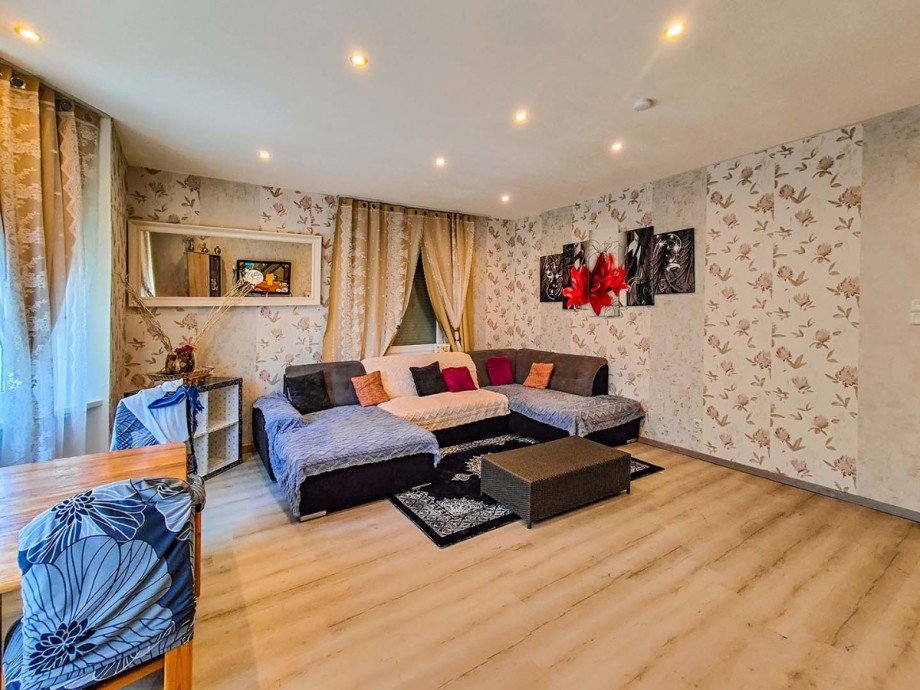 Wohnzimmer Obergeschoss Mehrfamilienhaus Bad Urach