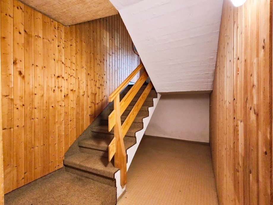 Kellerabgang Doppelhaush�lfte Pfullingen