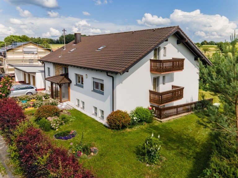 Luftbild Limbach - Laudenberg Einfamilienhaus Werden Sie autark, geringe Nebenkosten dank PV- & Solaranlage