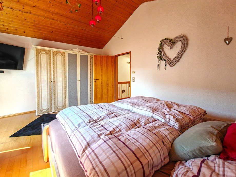 Schlafzimmer Reihenmittelhaus Reutlingen