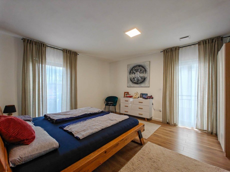 Schlafzimmer Einfamilienhaus M�nsingen