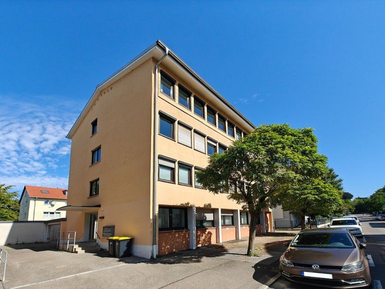 Aussenansicht Reutlingen - Baden-W�rttemberg B�rohaus Verwaltungsbau mit insgesamt 22 Zimmern in der Innenstadt